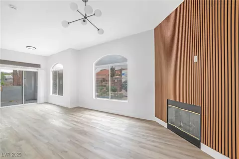 700 Carnegie St #3913, Henderson, NV 89052