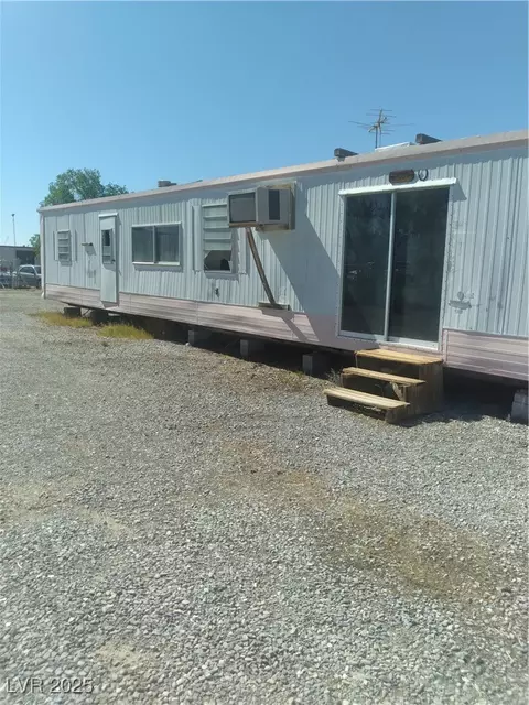 1820 E Pluto St, Pahrump, NV 89048 photo 6