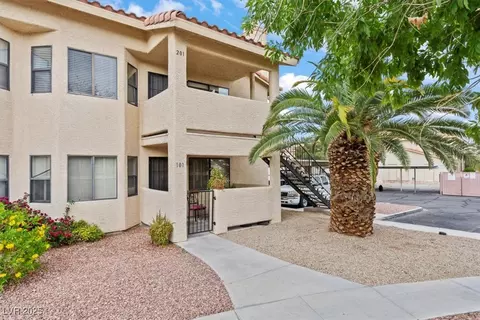 1112 Observation Dr #201, Las Vegas, NV 89128