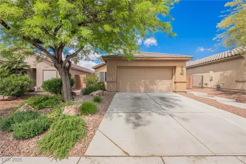 6737 Divers Loons St, North Las Vegas, NV 89084