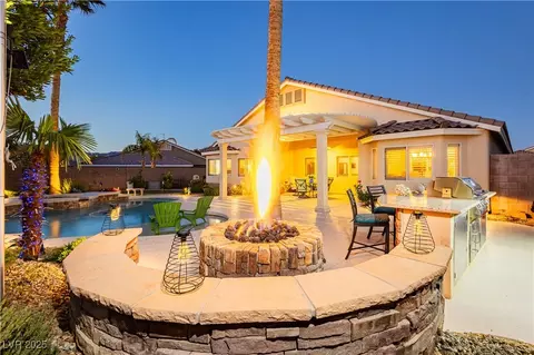 10243 Cowboys Dream St, Las Vegas, NV 89131