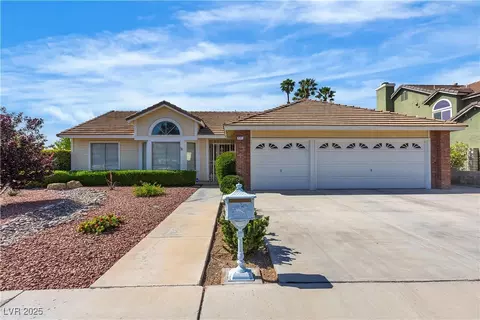 8761 Anchor Point Ave, Las Vegas, NV 89117