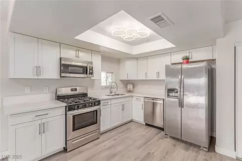 4745 Madrigal Way, Las Vegas, NV 89122