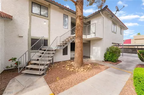 6711 W Charleston Blvd #2, Las Vegas, NV 89146