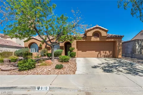 819 Arrowhead Trl, Henderson, NV 89002