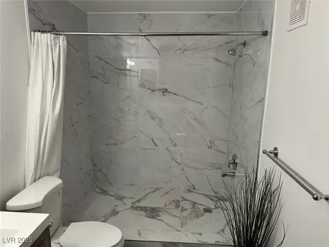 7885 W Flamingo Rd #2019, Las Vegas, NV 89147