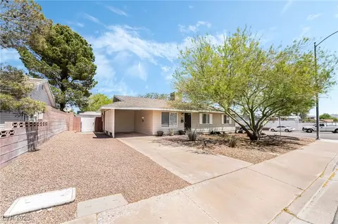 429 Scenic Dr, Henderson, NV 89002