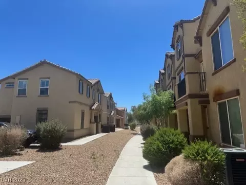 4554 Townwall St, Las Vegas, NV 89115