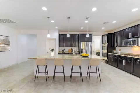 10742 Cowlite Ave, Las Vegas, NV 89166