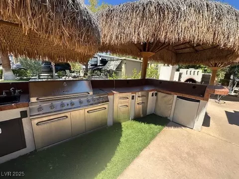 8175 Arville St #52, Las Vegas, NV 89139