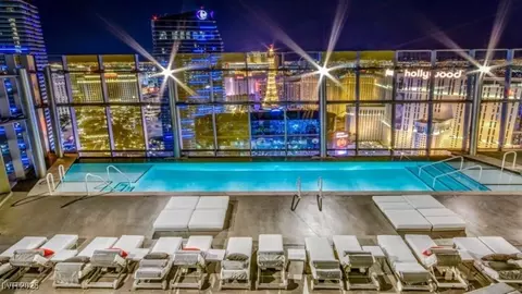 3722 Las Vegas Blvd #809, Las Vegas, NV 89158