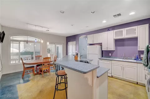Kitchen - 1420 Logandale Dr, Logandale, NV 89021 photo 2 of 4