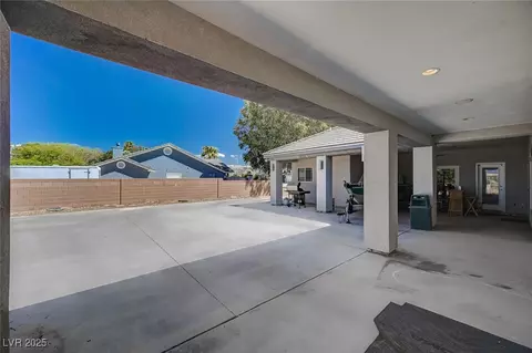 Exterior - 1420 Logandale Dr, Logandale, NV 89021 photo 13 of 19