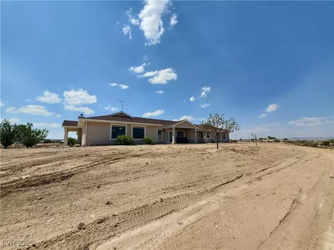 Exterior - 5272 Truman Ln, Caliente, NV 89008 photo 8 of 13