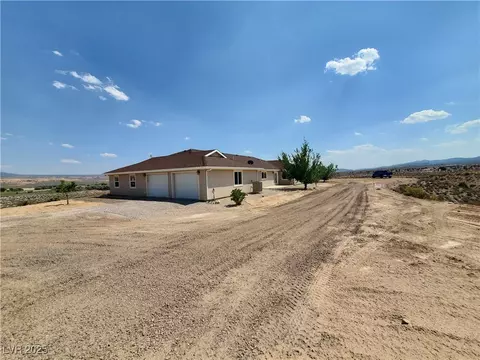 Exterior - 5272 Truman Ln, Caliente, NV 89008 photo 5 of 13