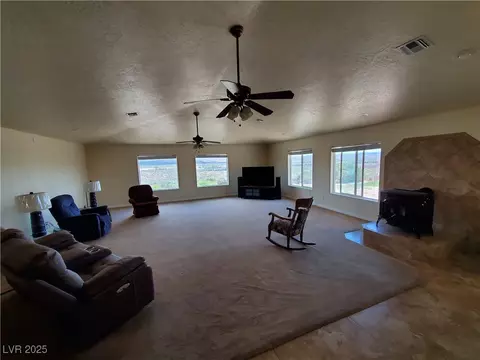Living - 5272 Truman Ln, Caliente, NV 89008 photo 2 of 3