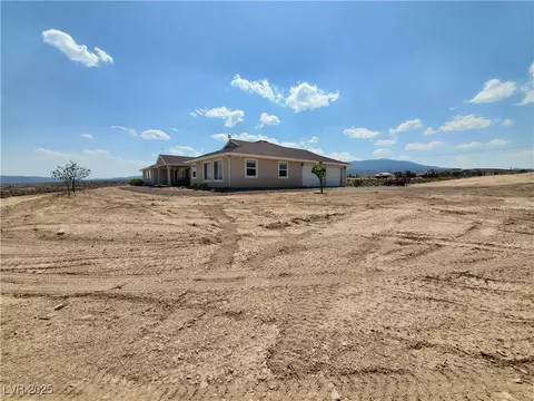 Exterior - 5272 Truman Ln, Caliente, NV 89008 photo 7 of 13