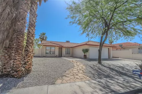 134 Saint Albans Dr, Henderson, NV 89015