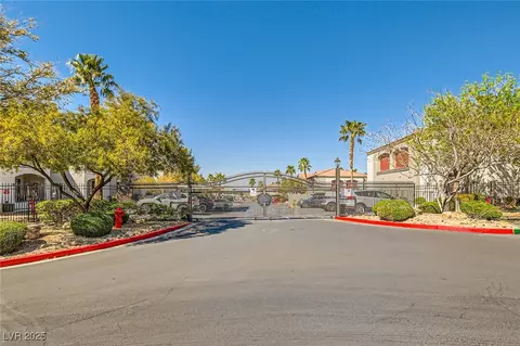 950 Seven Hills Dr #2014, Henderson, NV 89052