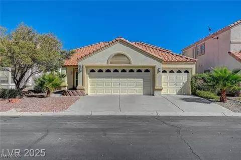 7460 Desert Flame Ct, Las Vegas, NV 89149