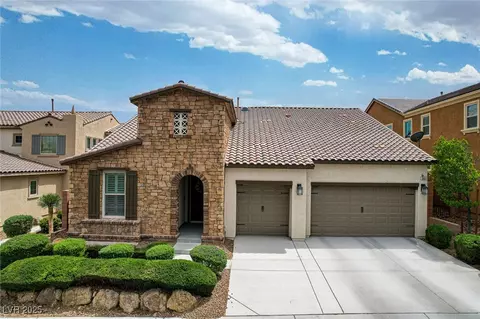 1005 Old Creek Way, North Las Vegas, NV 89084