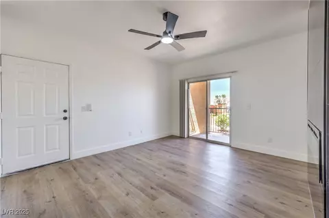 2110 Los Feliz St #1003, Las Vegas, NV 89156