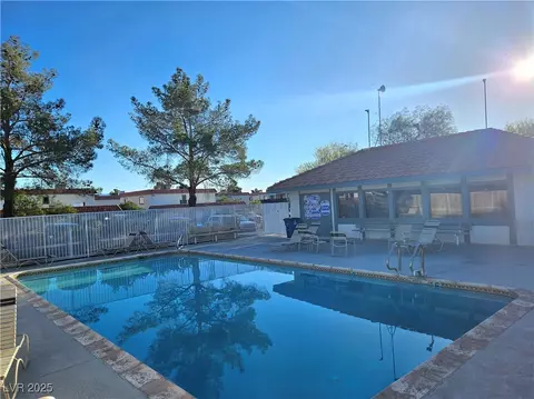 1128 Willow Tree Dr #C, Las Vegas, NV 89128