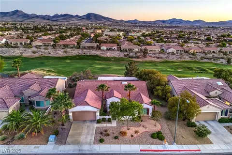 2319 Hardin Ridge Dr, Henderson, NV 89052