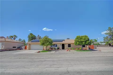 1560 Arabian Dr, Henderson, NV 89002