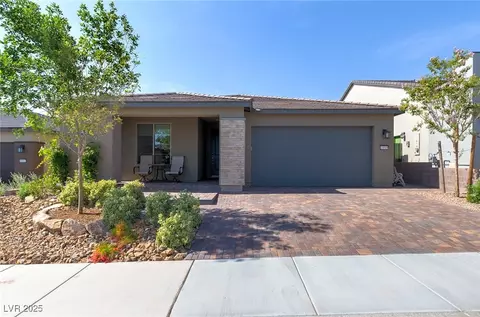 10049 Cardinal Knoll Ave, Las Vegas, NV 89143