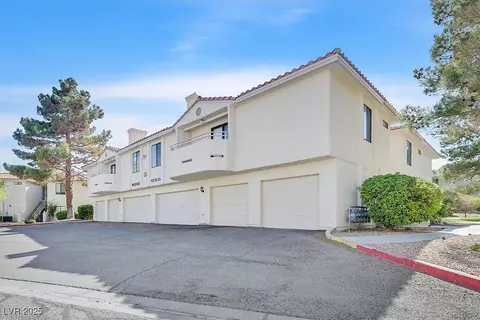2633 S Durango Dr #204, Las Vegas, NV 89117