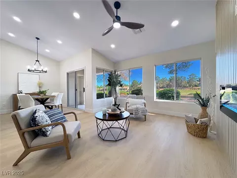 9369 Villa Ridge Dr, Las Vegas, NV 89134