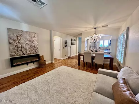 6699 Oxendale Ave, Las Vegas, NV 89139