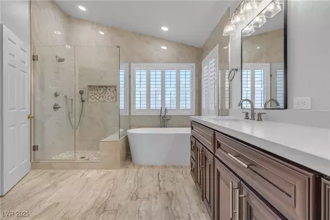 8437 Apple Hill Ct, Las Vegas, NV 89128