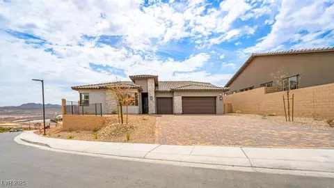 243 Paraggi Bay Dr, Henderson, NV 89011