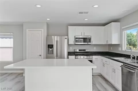 5116 Iron Crossing Ave, Las Vegas, NV 89131