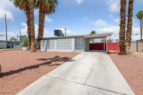 1828 Golden Arrow Dr, Las Vegas, NV 89169