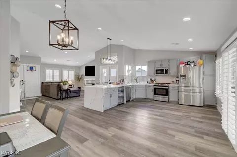 2711 Briarcliff Ave, Henderson, NV 89074