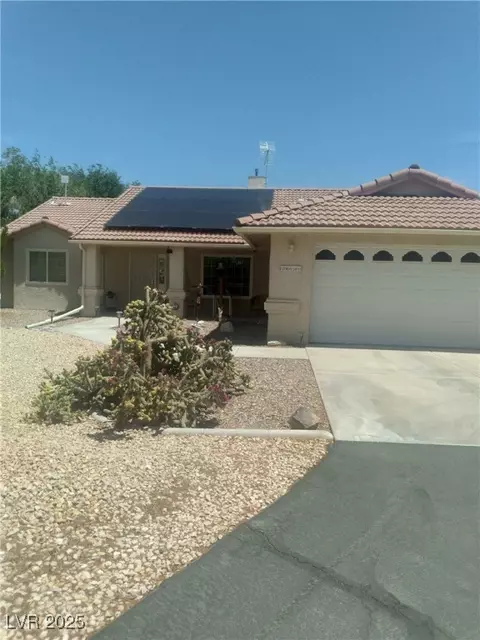 1611 Red Rock Dr, Pahrump, NV 89048