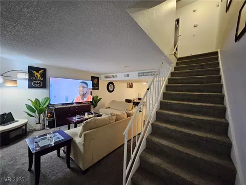 2200 Comet Ave #D, North Las Vegas, NV 89030