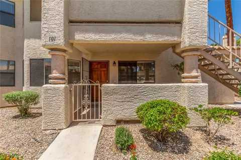 1017 Falconhead Ln #101, Las Vegas, NV 89128