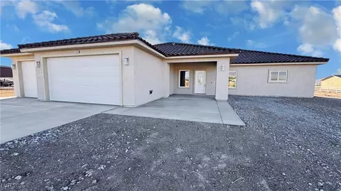 1580 S Tiptop Trl, Pahrump, NV 89048