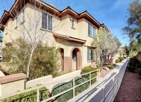 3820 Wiggins Bay St #201, Las Vegas, NV 89129