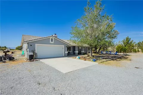 2251 Bridger St, Pahrump, NV 89048
