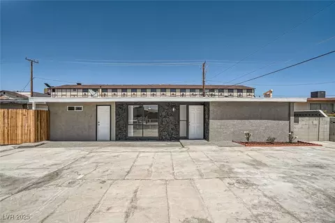 4558 Sheppard Dr, Las Vegas, NV 89122