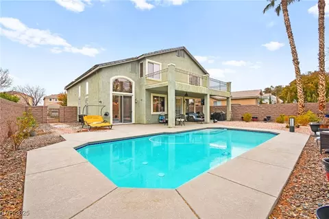 2250 Tedesca Dr, Henderson, NV 89052