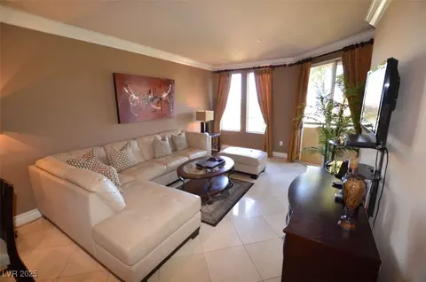 270 E Flamingo Rd #319, Las Vegas, NV 89169