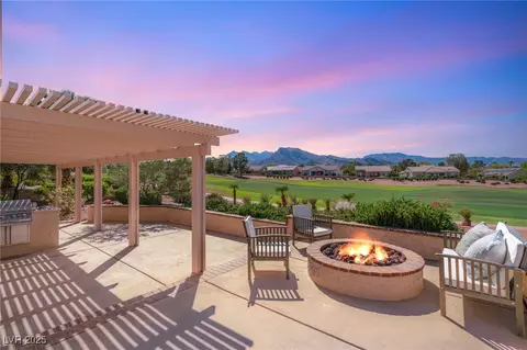 2917 Golf Links Dr, Las Vegas, NV 89134