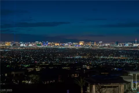 View/Area - 641 Majestic Rim Dr, Henderson, NV 89012 photo 1 of 2