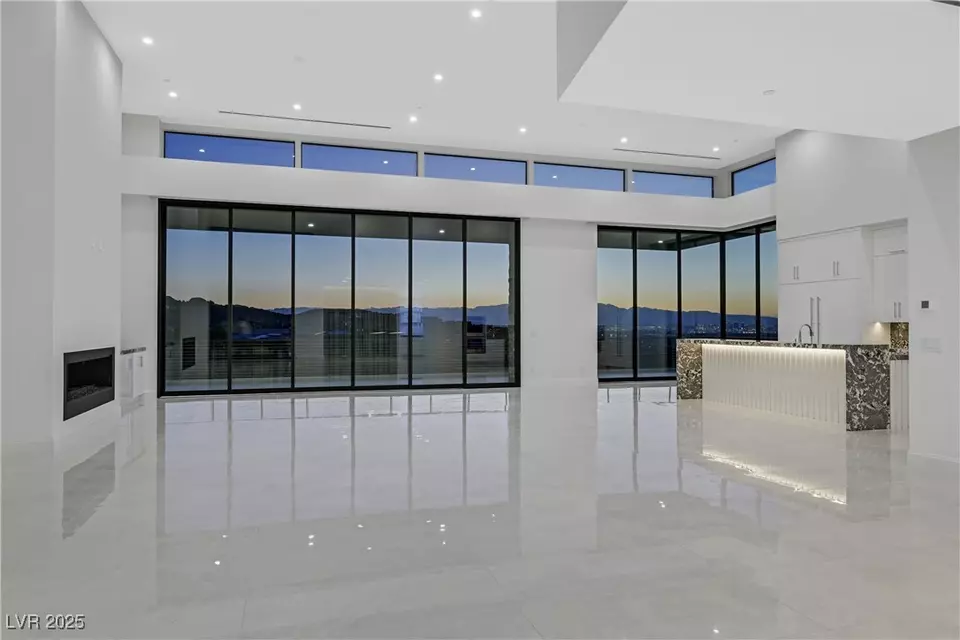 Living - 641 Majestic Rim Dr, Henderson, NV 89012 photo 2 of 10